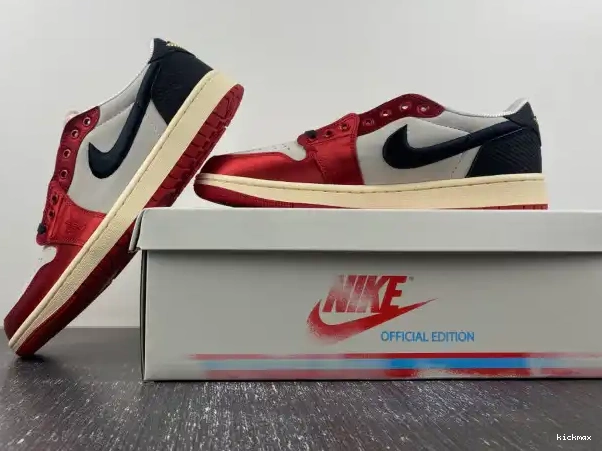 Rep MAX OG Away 1 Jordan Trophy Room FN0432-100 Low x Air 0326